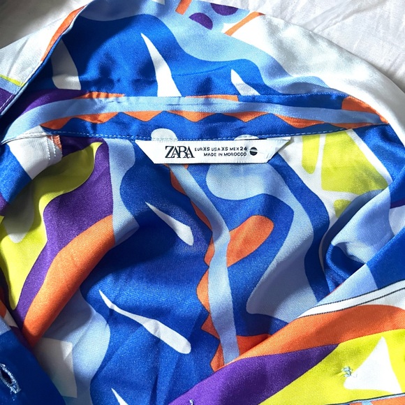 ZARA, Vibrant Long Sleeve, Multicolored Abstract Geometric Blouse, Size XSmall - Picture 3 of 11